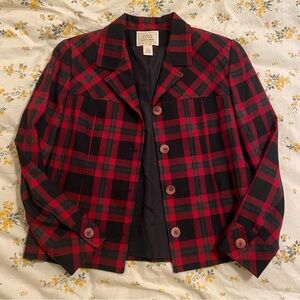 Field Manor Modern Classics Women’s Wool Blazer